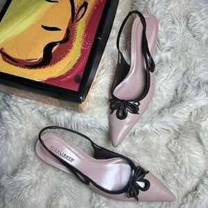 Vintage kitten heels with bows